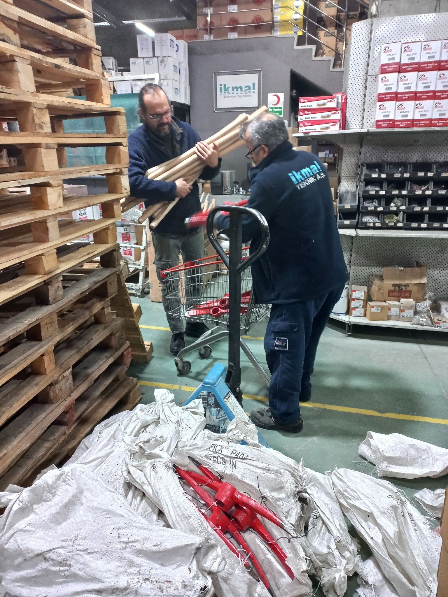 328591584_1918467488514753_3285582317169589219_n